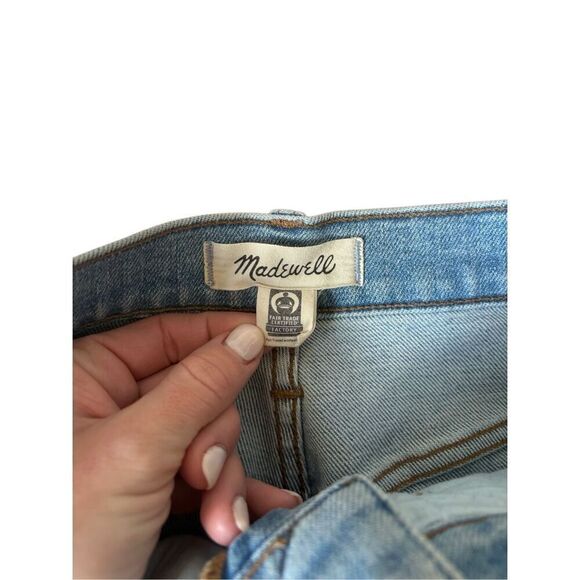 Madewell The Perfect Vintage Straight Jeans size 28 Light Blue Wash Denim Distre - Picture 3 of 9